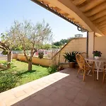 4 Bedroom Stunning Home In Port Dalcudia