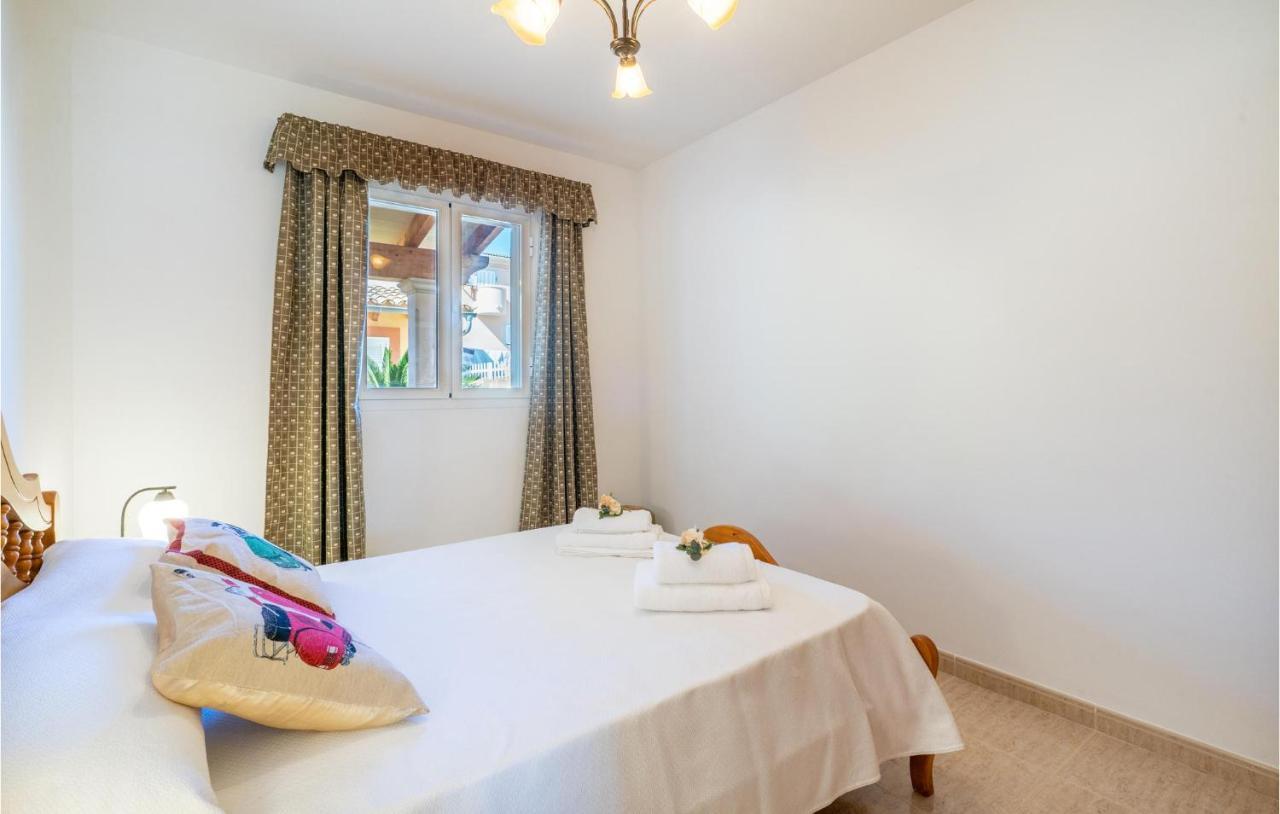 4 Bedroom Stunning In Port Dalcudia Feriehus *
